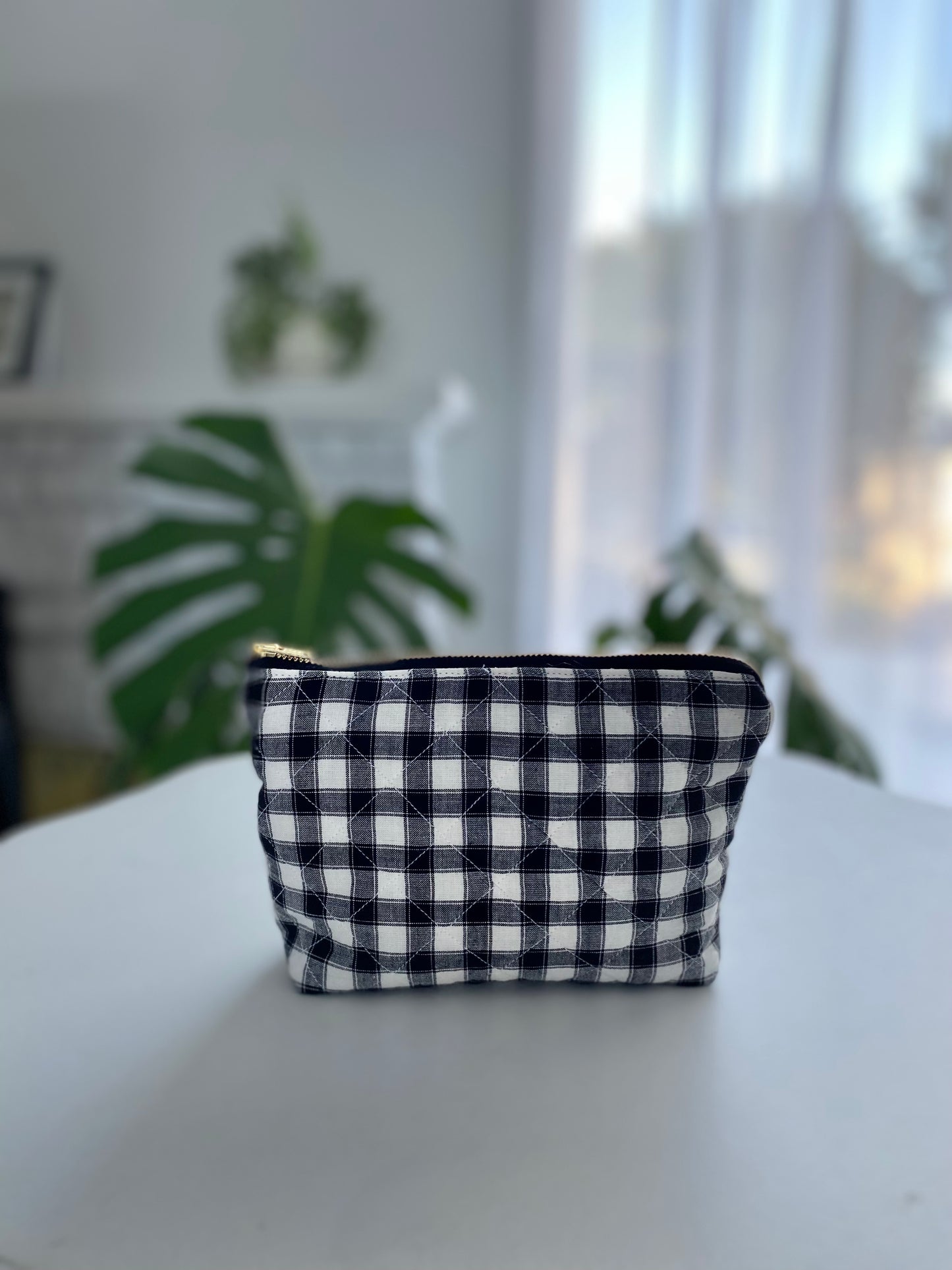 Black and White gingham makeup pouch(small)