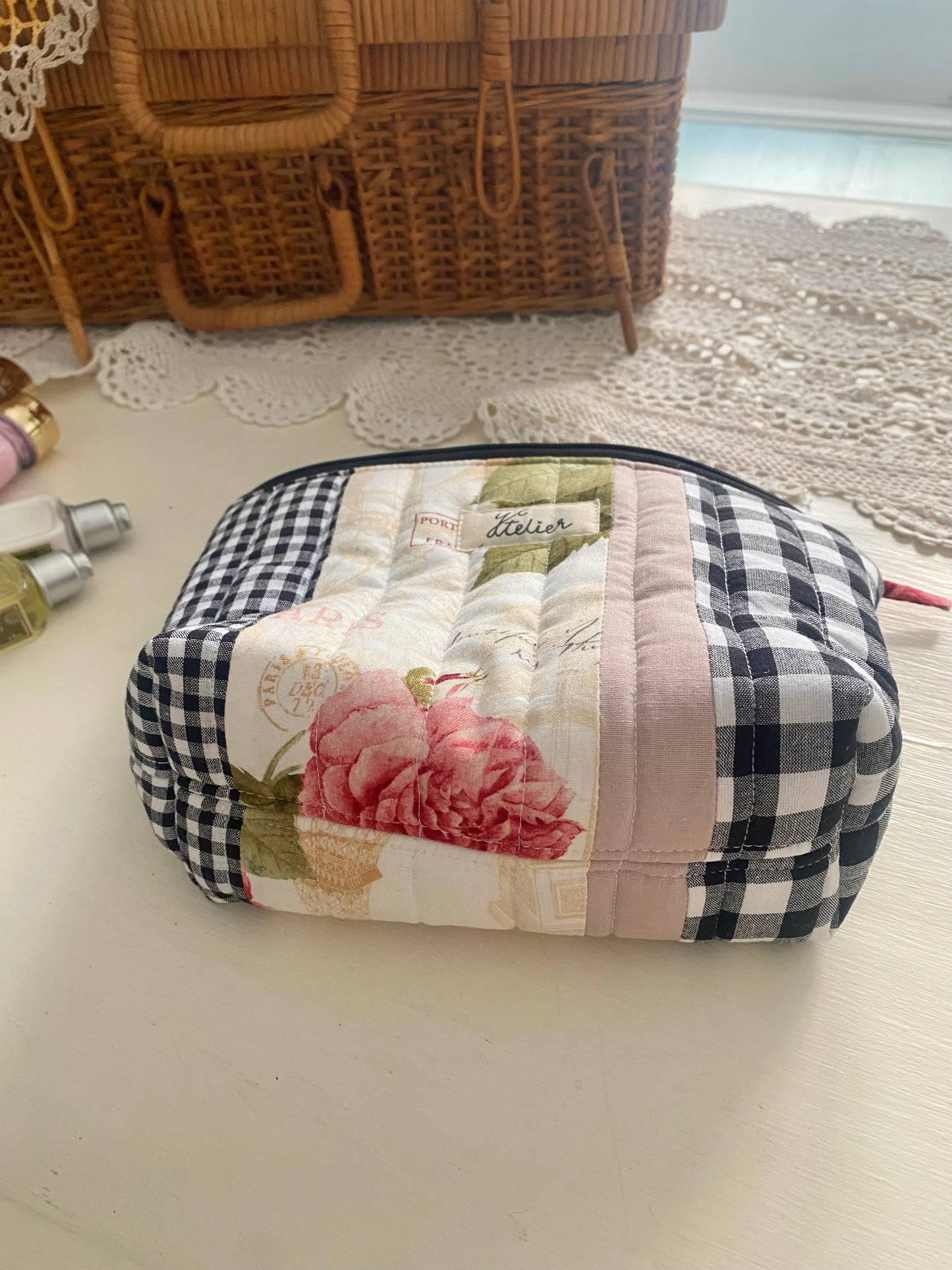 Patchwork pouch - black/white check & Paris