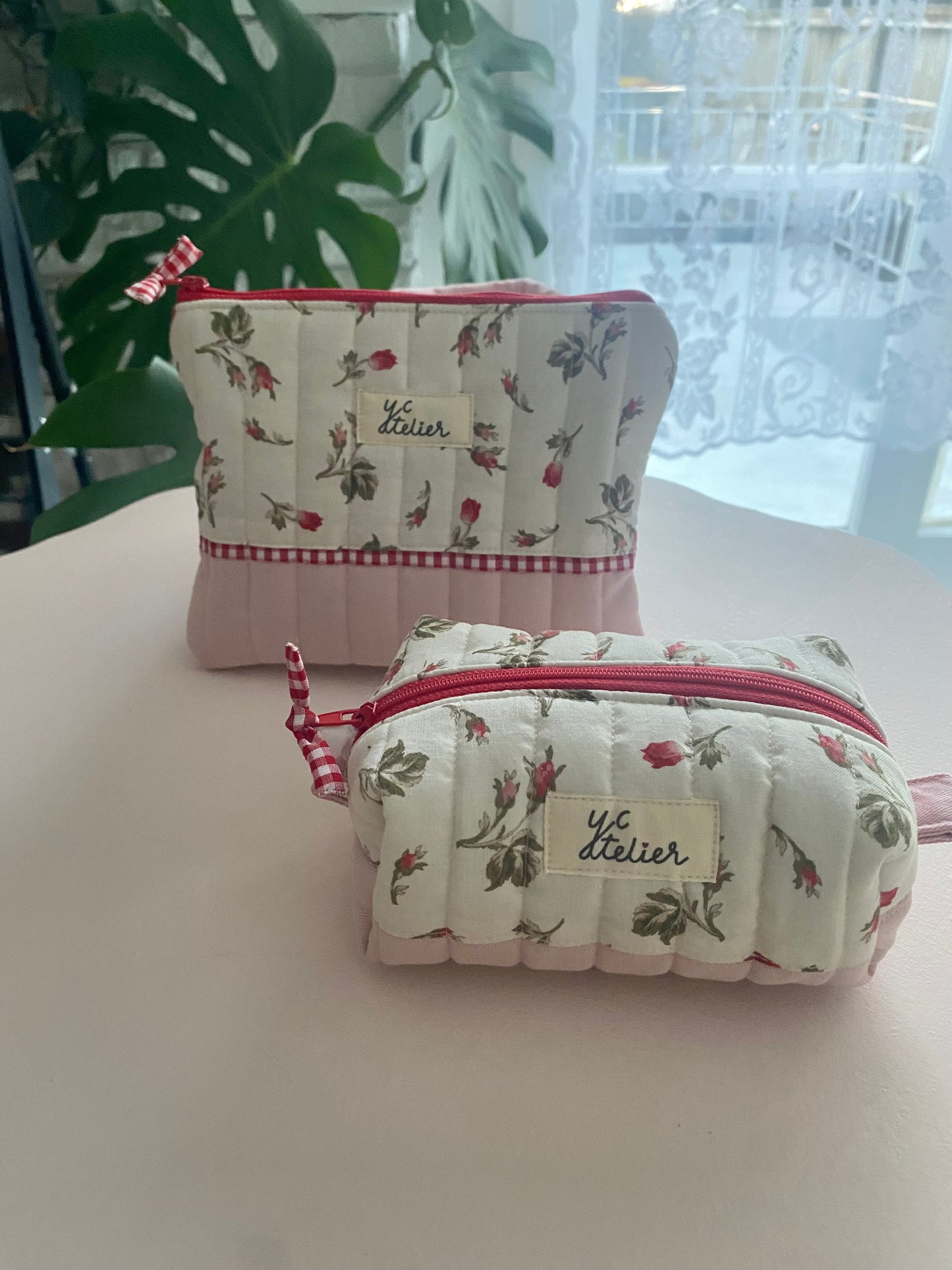 Rosebud Flat Pouch