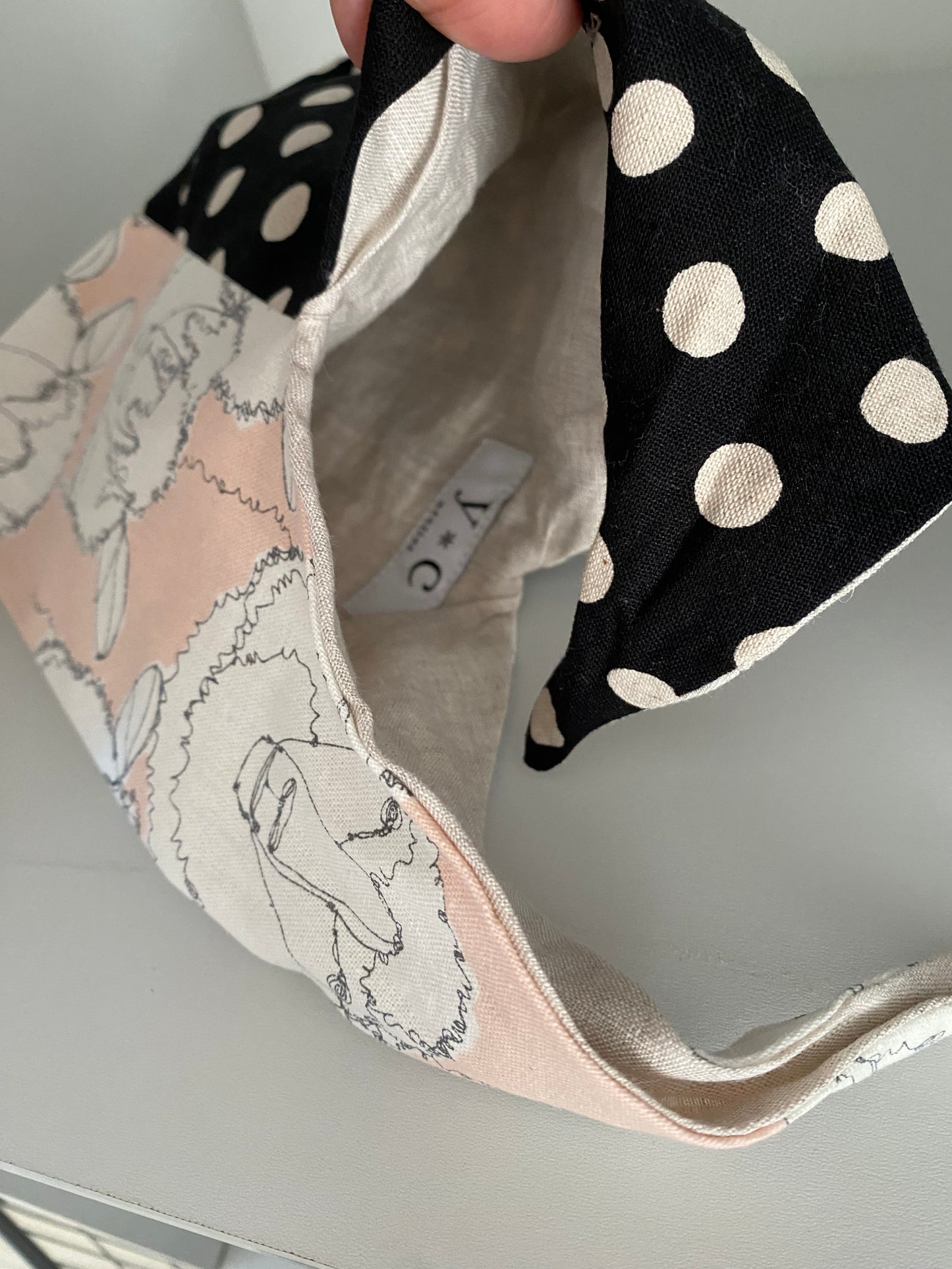 Japanese Style Mini Obento Bag (Pink Sheep & Dots on Black)