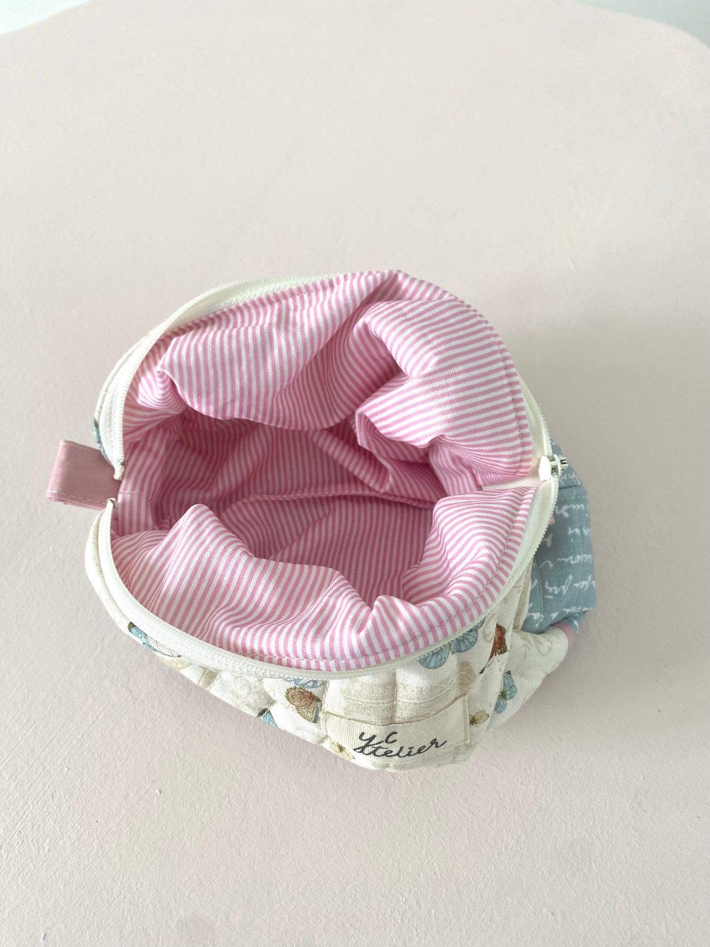 Medium Zipper Pouch – French Butterfly