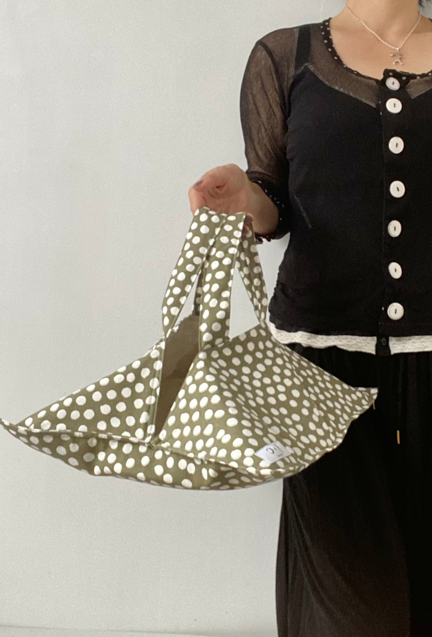 Pie Carrier Tote Bag Olive