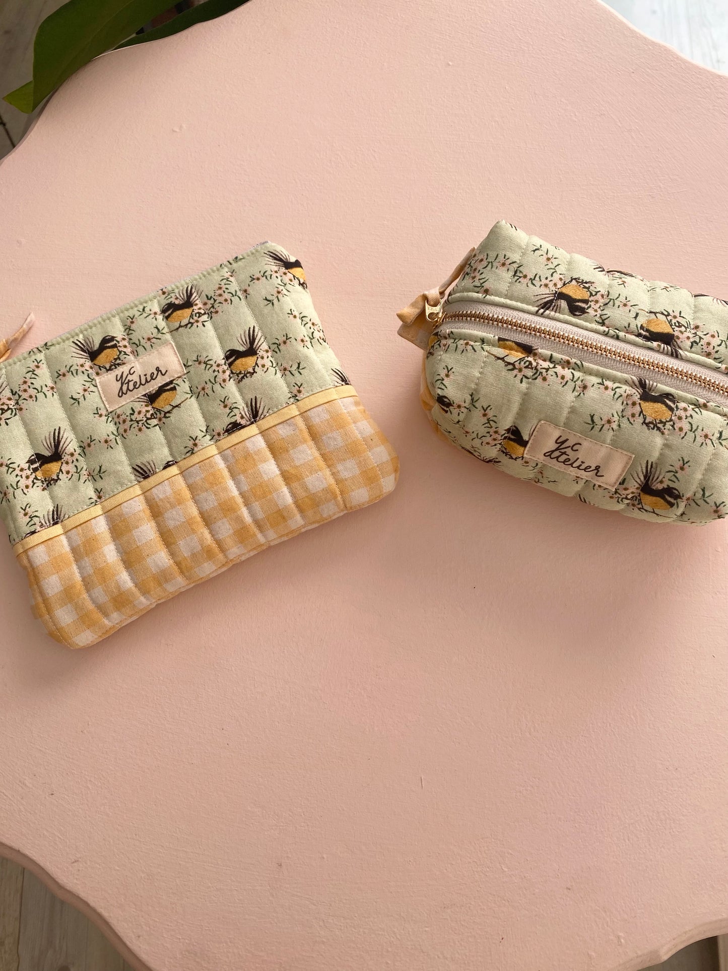 Fantail Flat Pouch