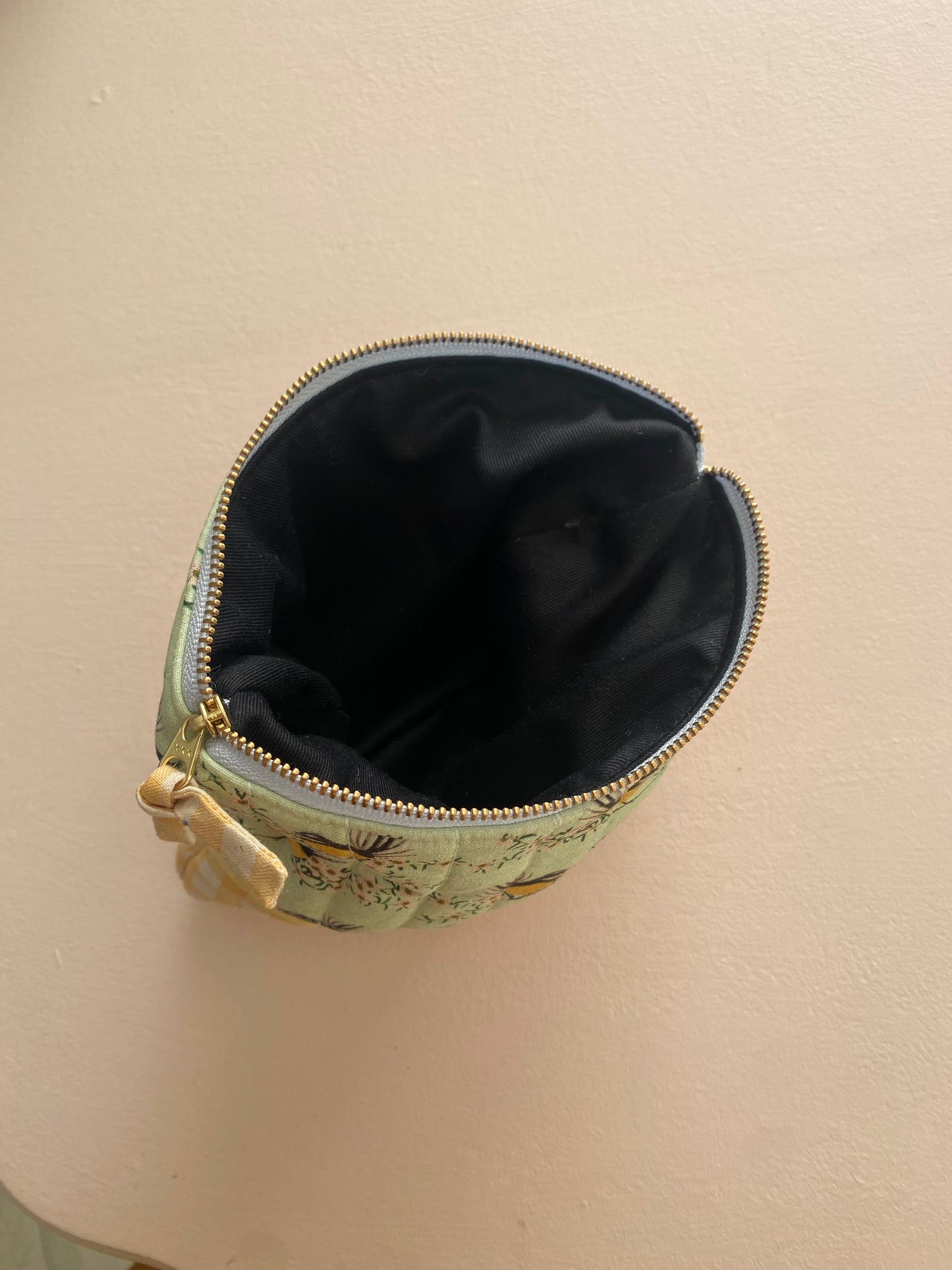 Fantail Flat Pouch