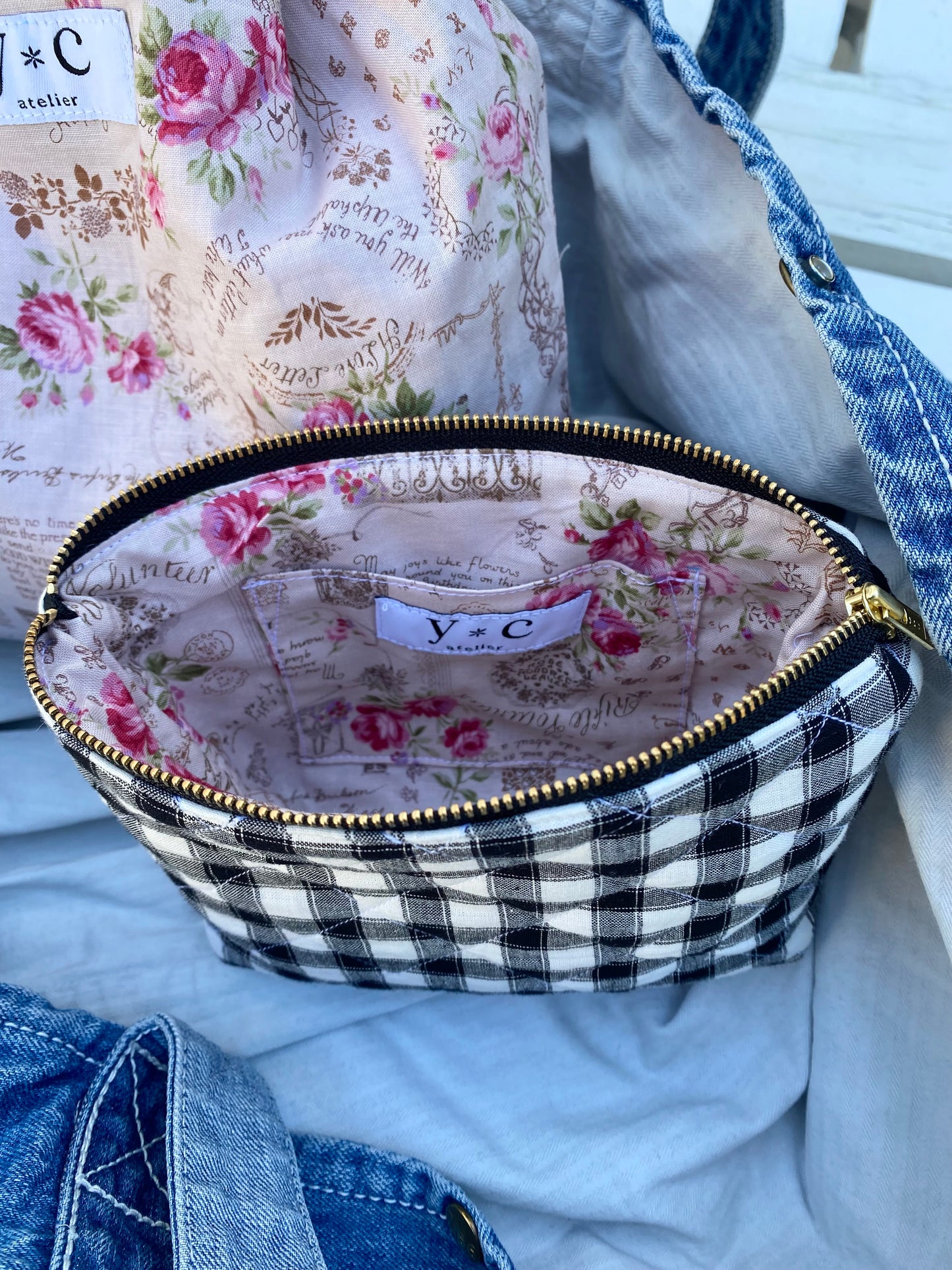 Black and White gingham makeup pouch(small)