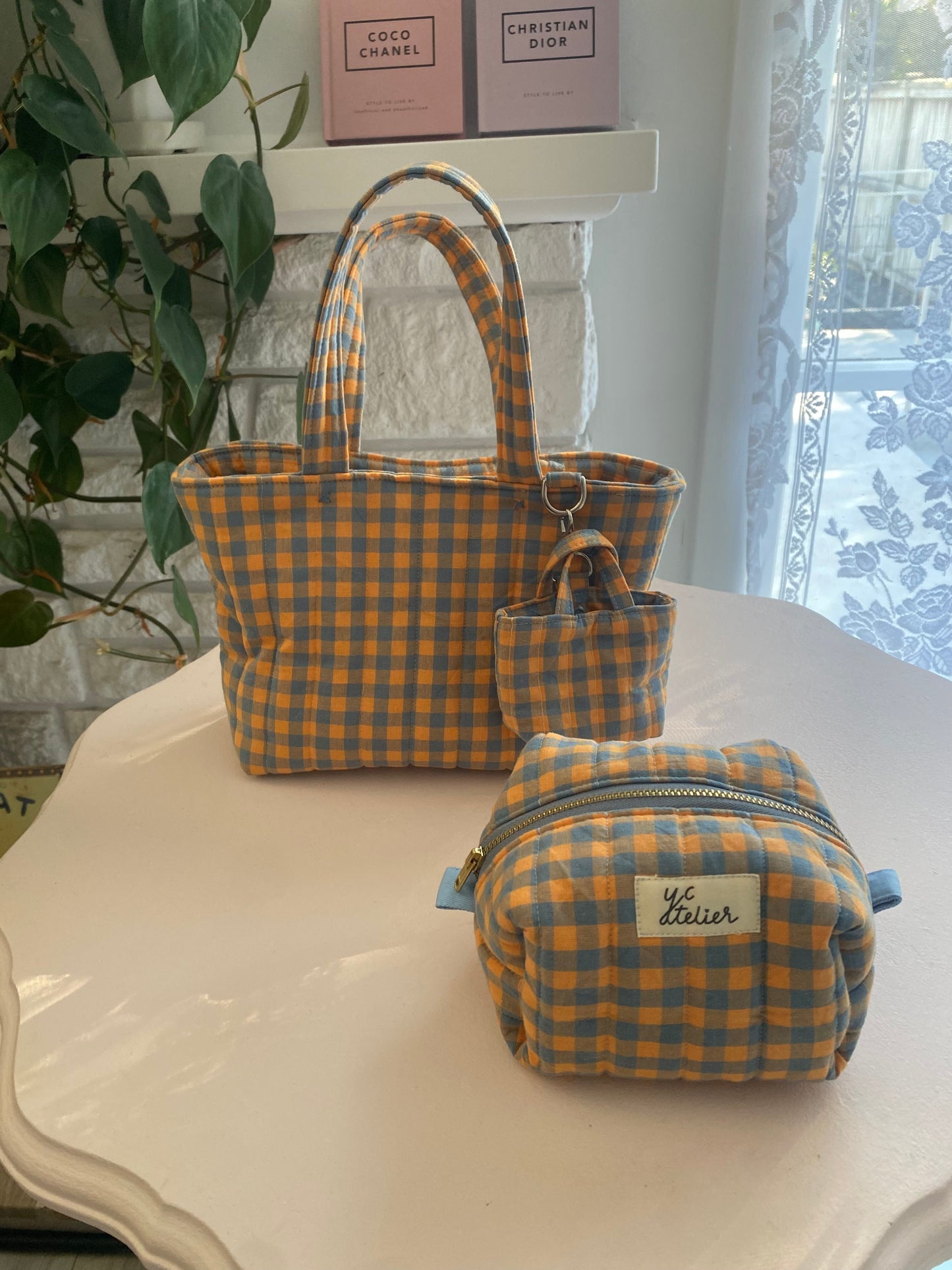 Mini tote + tiny tote keychain + small box pouch set (Orange/Blue)