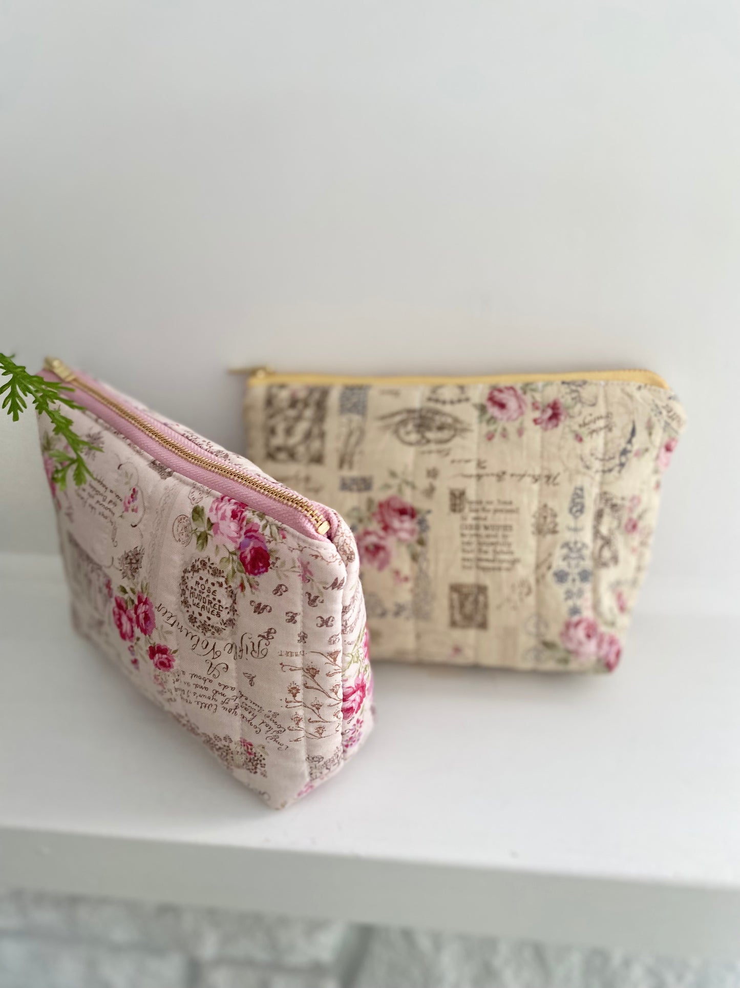 Pink vintage style floral makeup pouch(small)