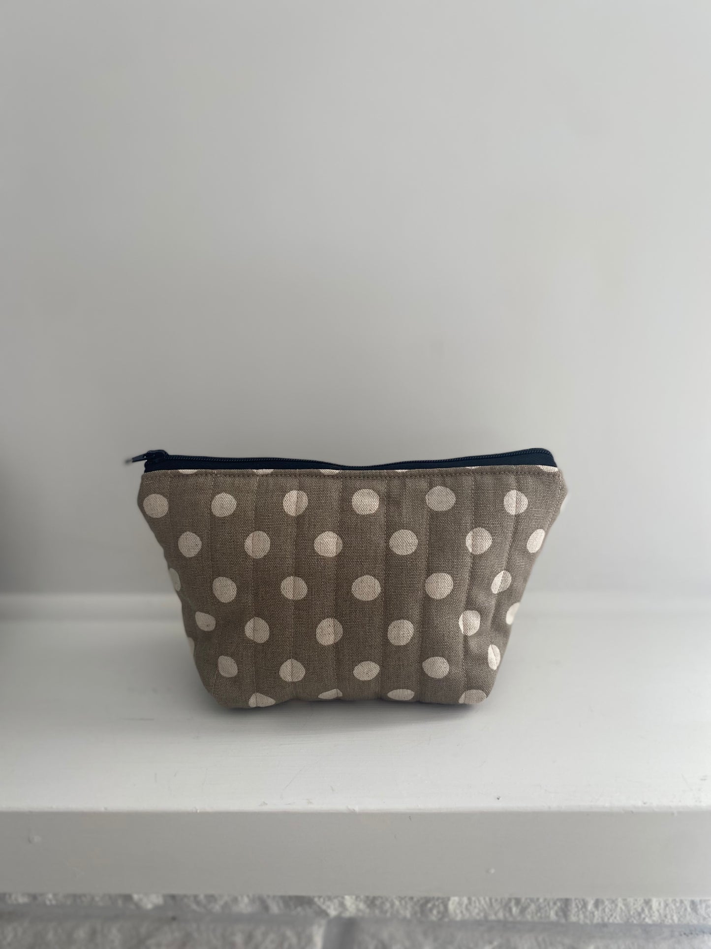 Polka Dot makeup pouch(olive)