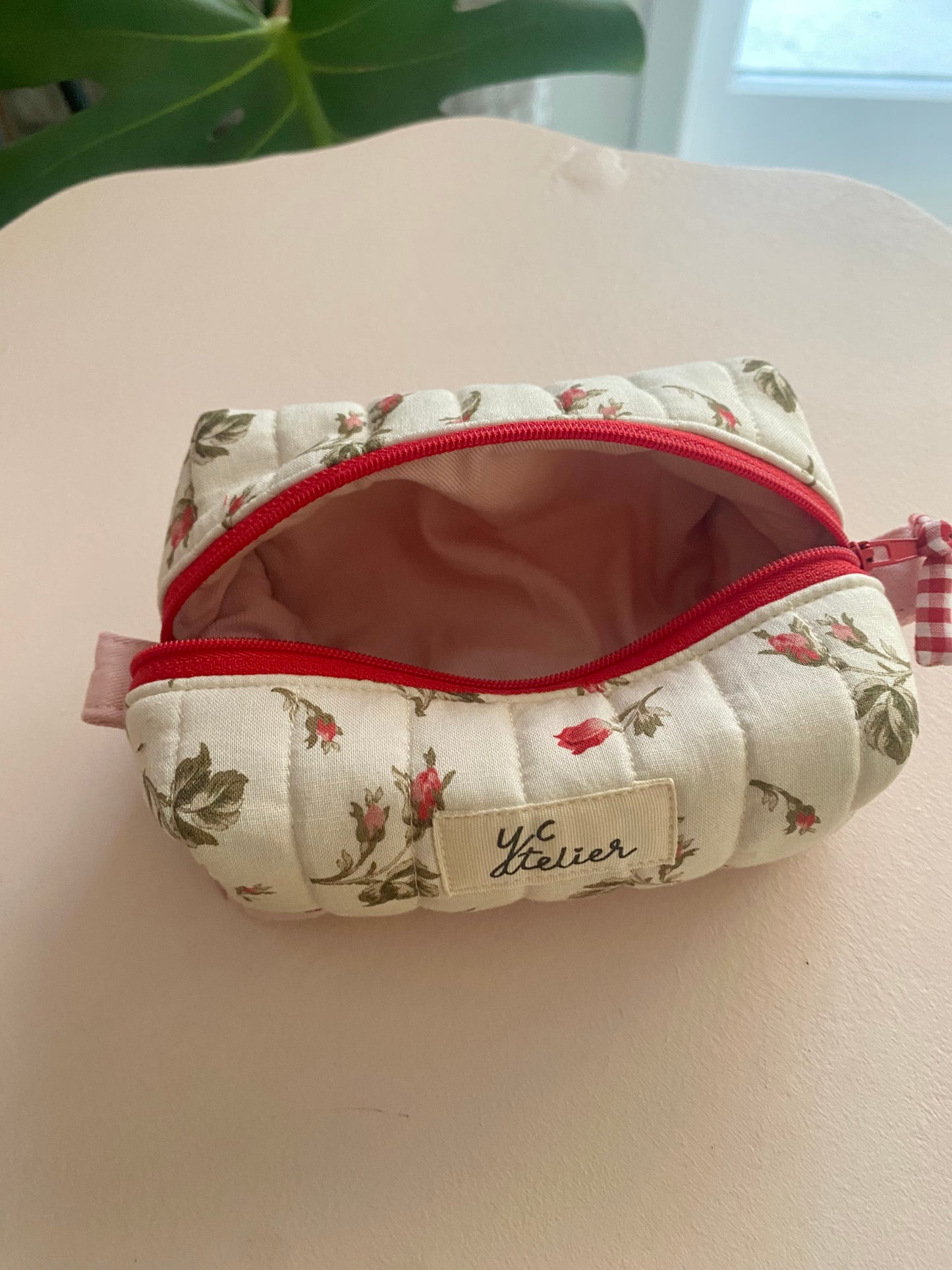 Small Rosebud Box Pouch