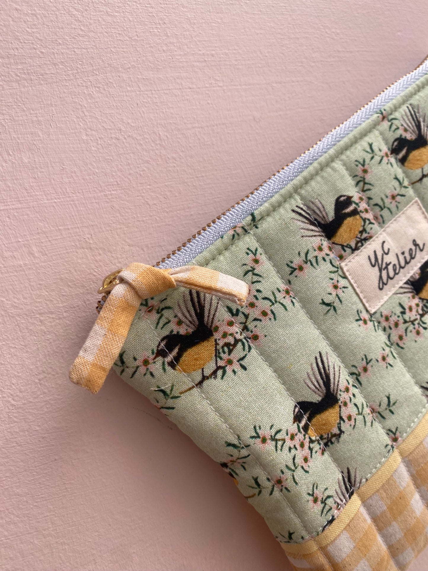 Fantail Flat Pouch