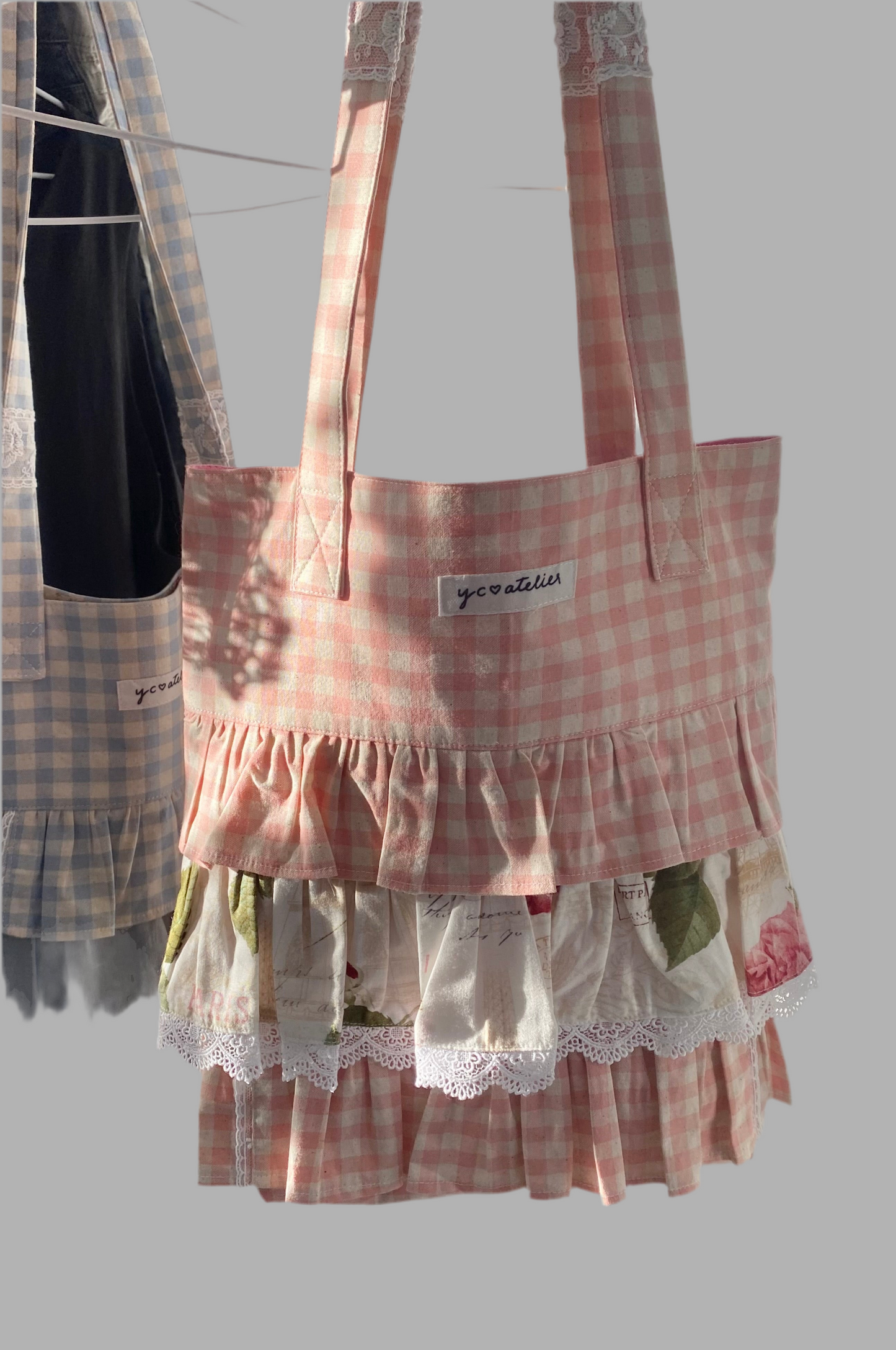 Pink gingham frilled bag