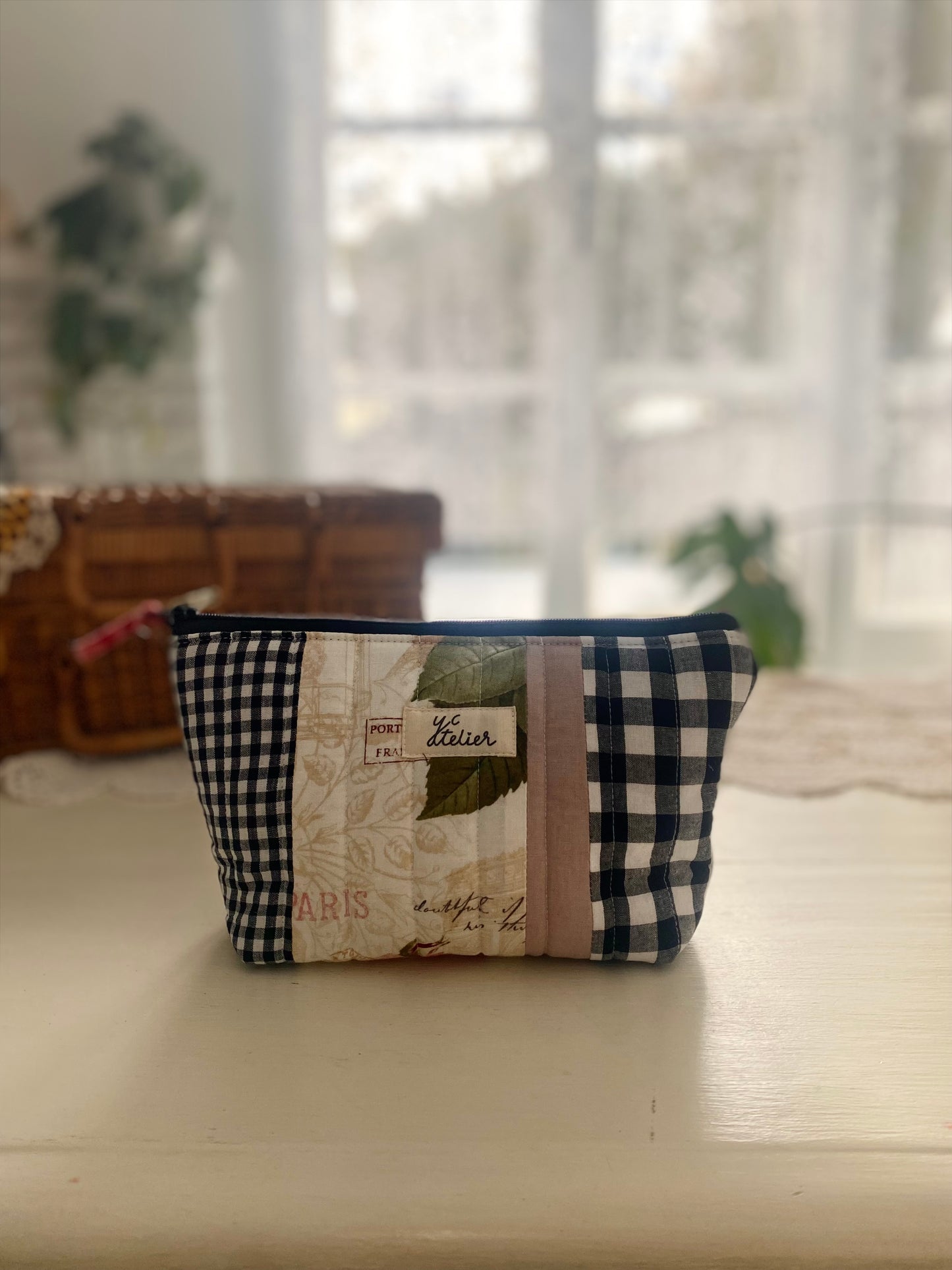 Patchwork pouch - black/white check & Paris
