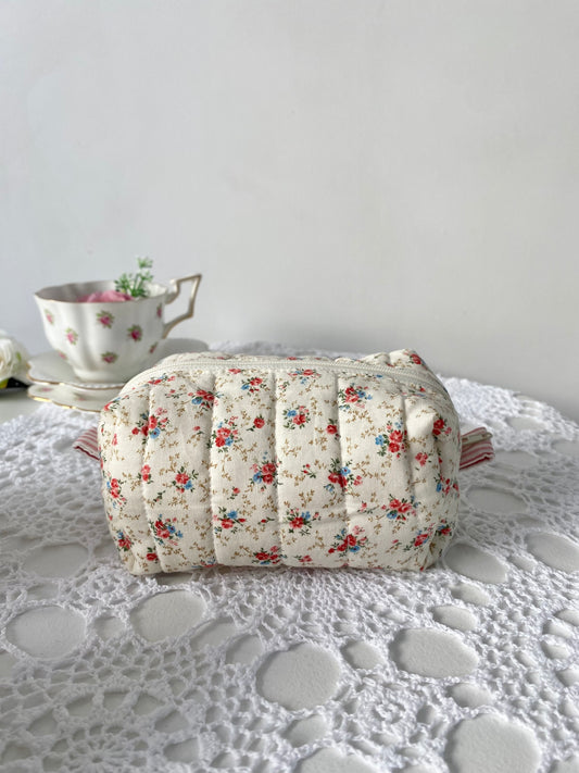 Quilted Tiny floral Makeup Pouch (small)