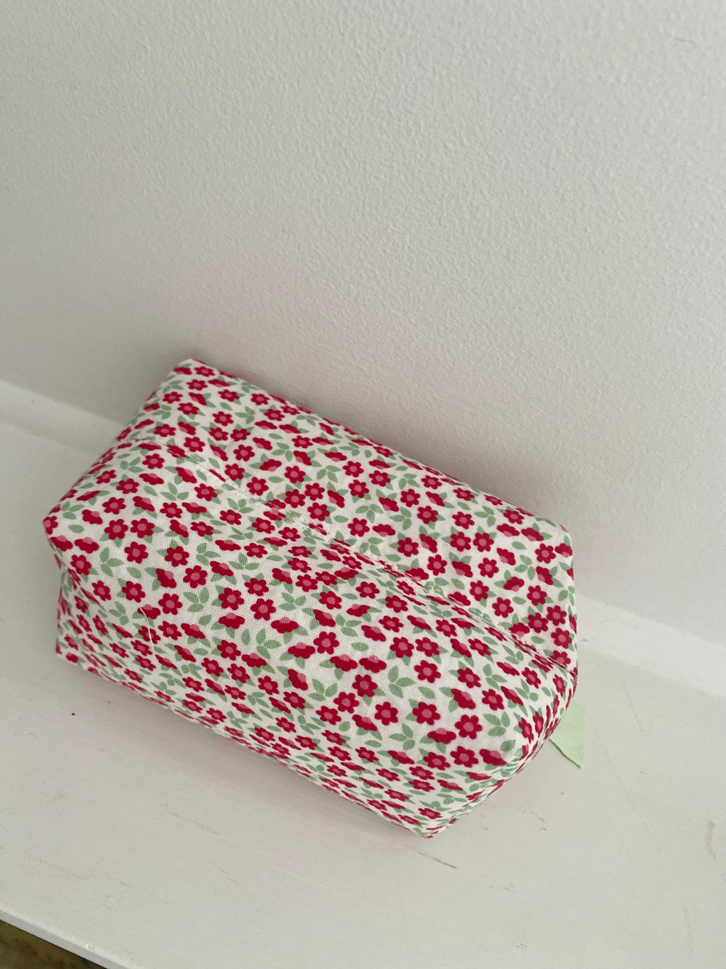 100% Cotton Tiny Floral Makeup Pouch