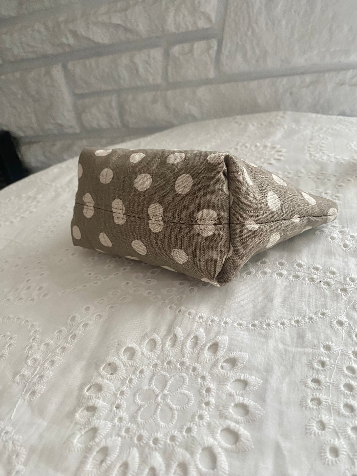 Polka Dot makeup pouch(olive)