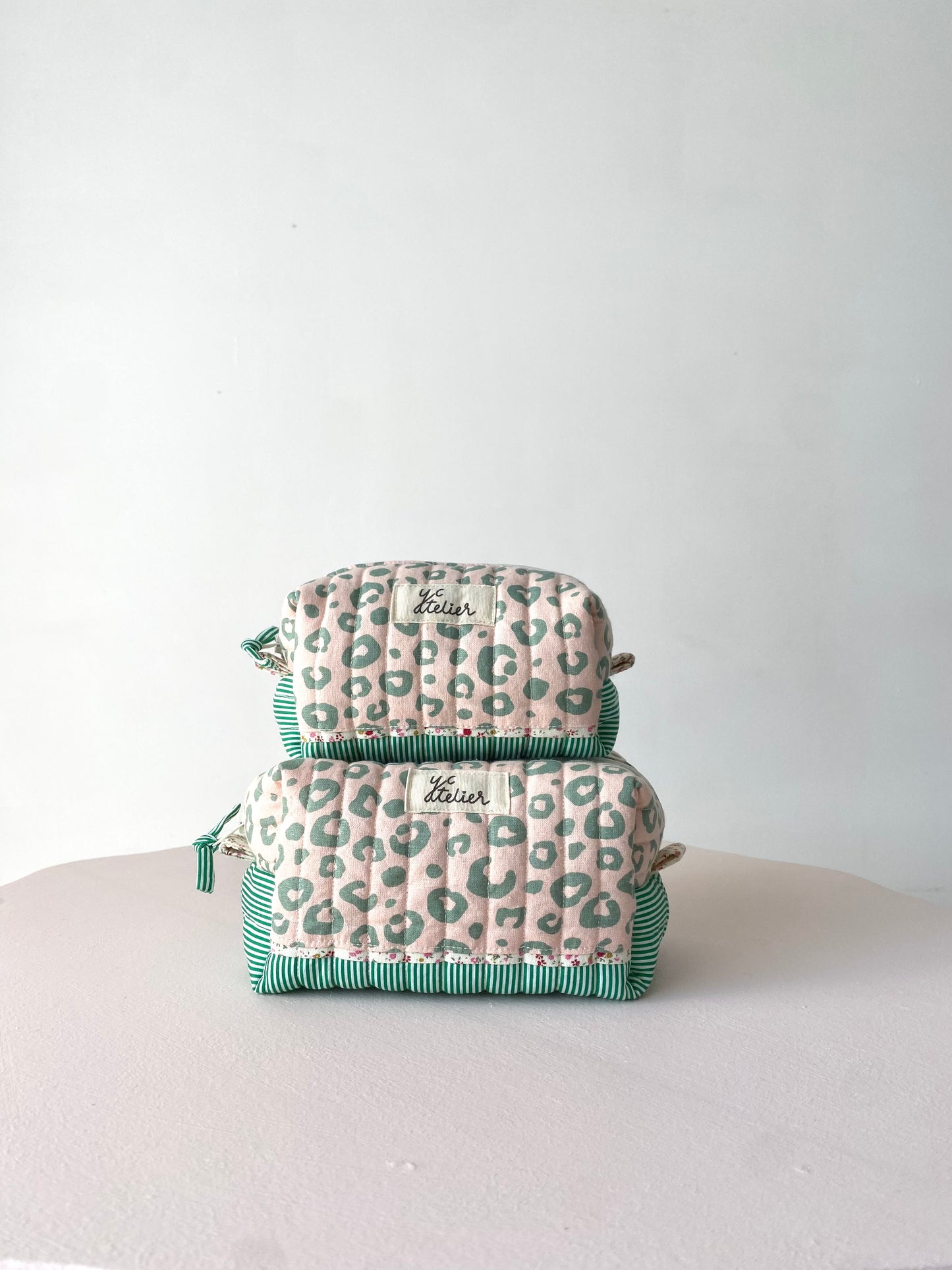 Medium Zipper Pouch – Animal Print