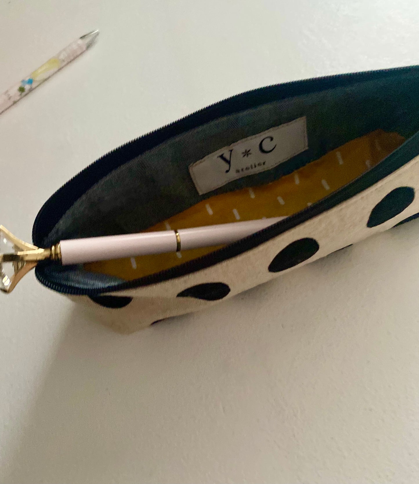 Cotton/Linen Polka Dot Pencil Case( Natural )