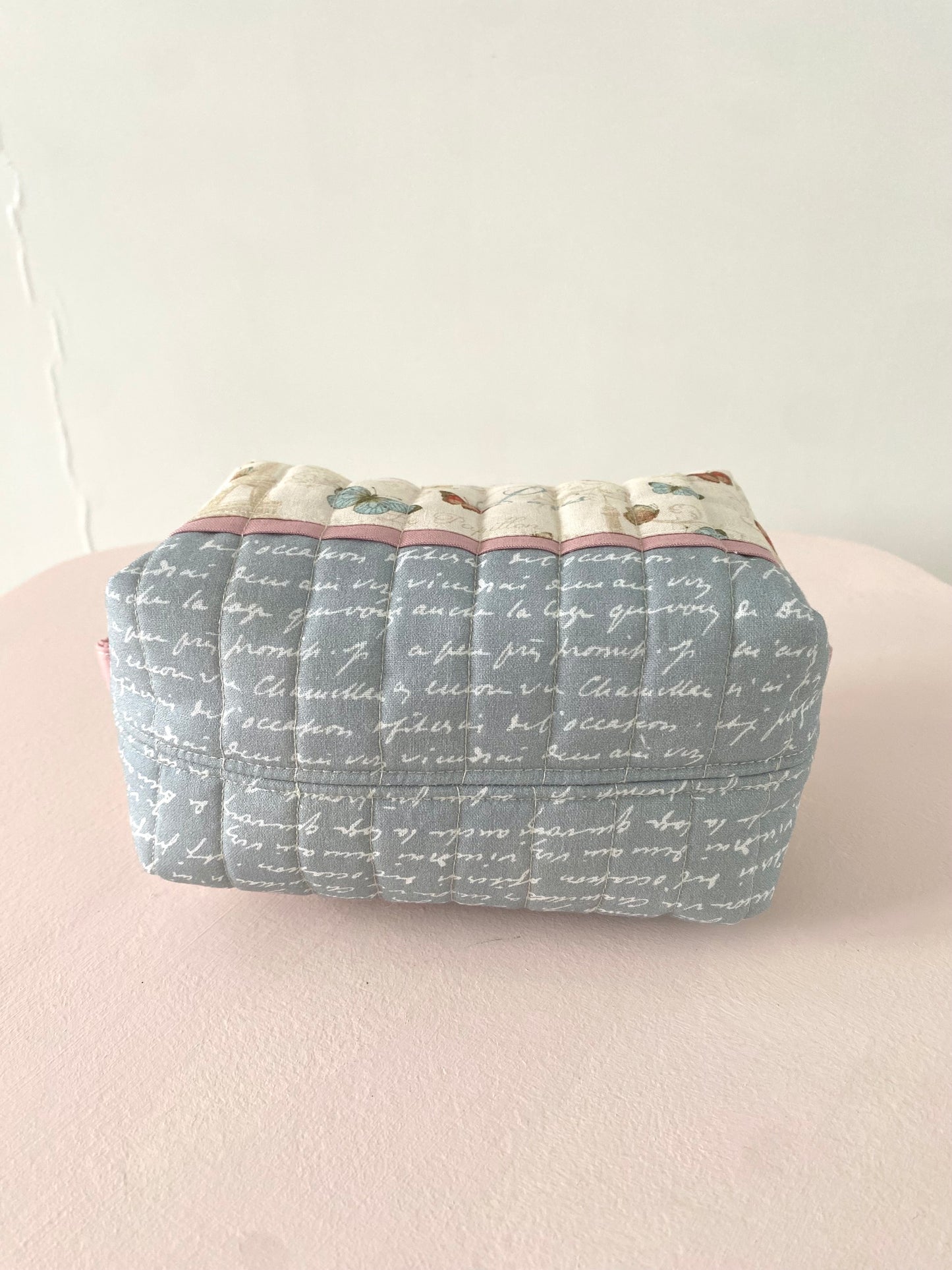 Medium Zipper Pouch – French Butterfly