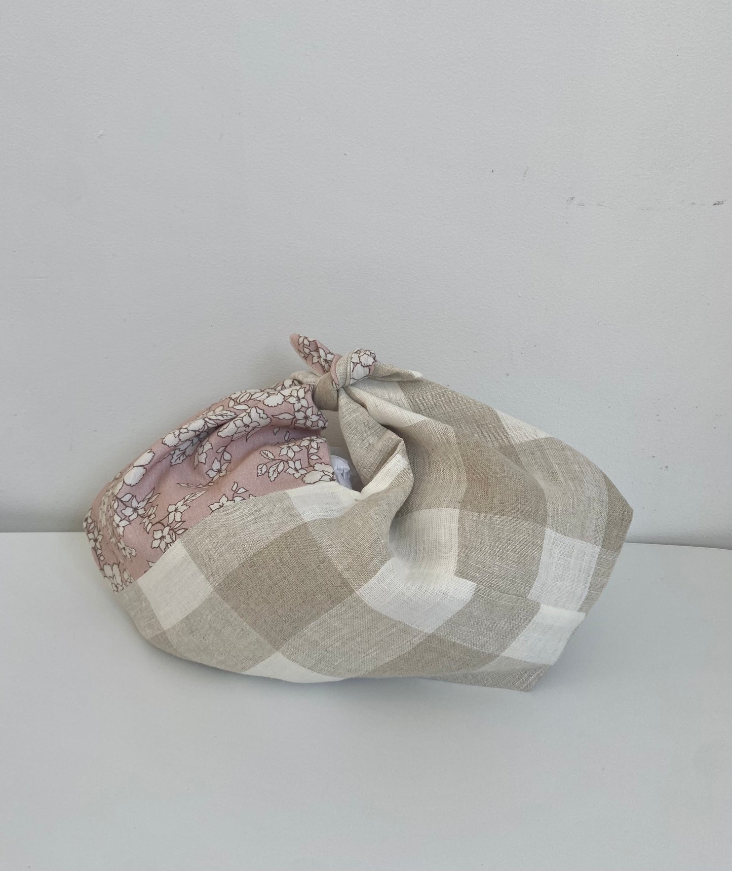 Linen Azuma Bag with lining Floral Pattern in Dusty Pink & Natural Check
